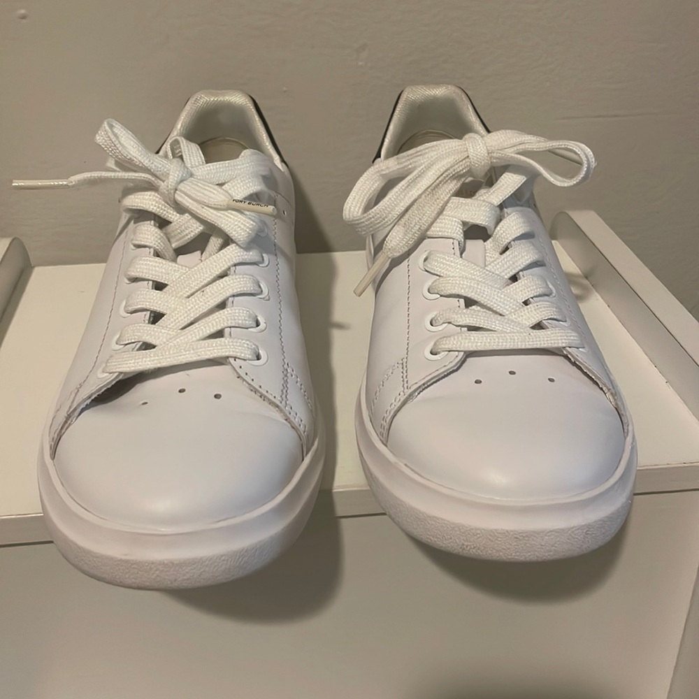 Titanium white/ Tory Navy 130